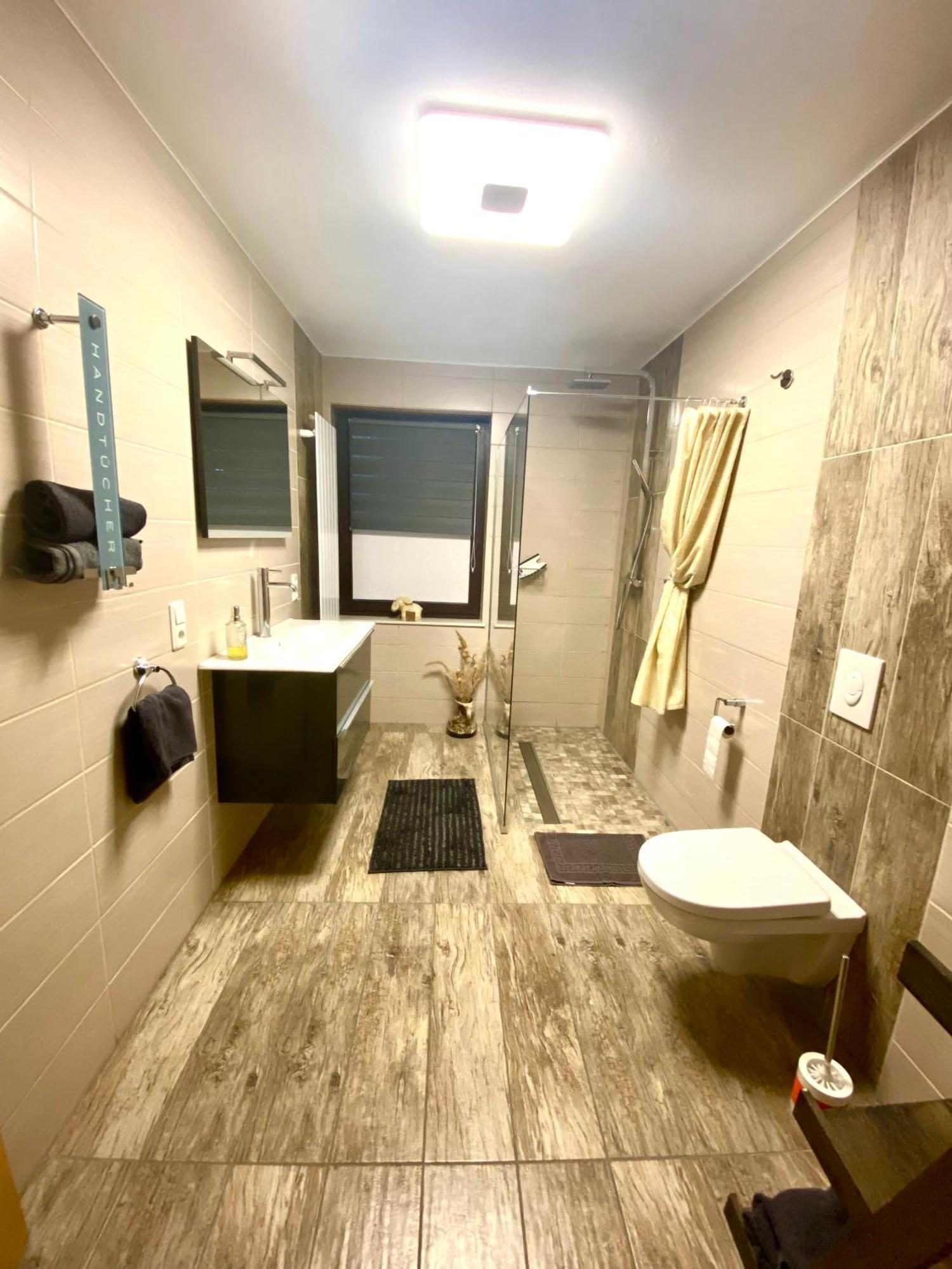 ברם Ferienwohnung Zum Koenig מראה חיצוני תמונה